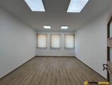 Iroda 25 m2
