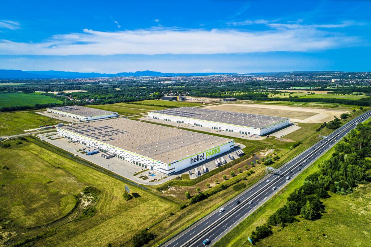 Magyarországon elsőként szerzett uniós fenntarthatósági hitelesítést a HelloParks Fót csarnoka Magyarországon elsőként szerzett uniós fenntarthatósági hitelesítést a HelloParks Fót csarnoka